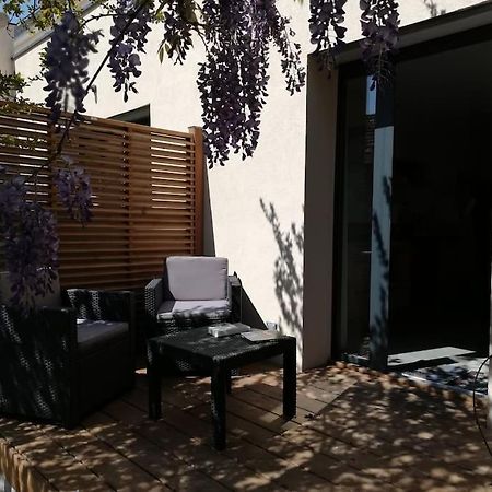 Studio Confortable Dans Villa, Terrasse, Clim Montpellier Exterior photo